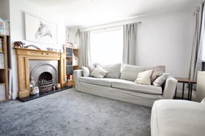 Lounge- click for photo gallery